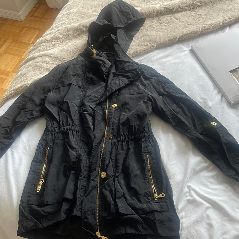 Black light Raincoat with gold hardware
